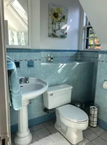 Large family home in great location - Image 5