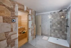 Villa Malini with Pool, Sauna and Fenced Garden - Image 2