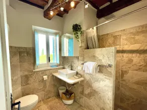 Fortryllende 6bed villa på Umbria Toscana grænsen. Fantastisk udsigt. Lokalt liv - Image 3