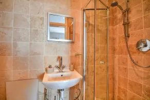 Seaside Escape in Newquay, No Deposit - Image 2