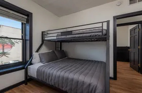 Newly Remodeled Apartment in Downtown South Haven - Image 4