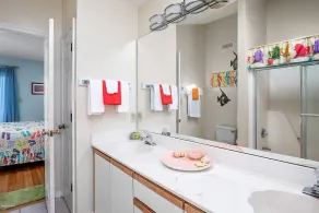 Second Row, 4 Bedroom/3 Bath Home w/ Private Pool and Dock. Sleeps 10 - Image 4