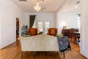 The August Inn - Image 5