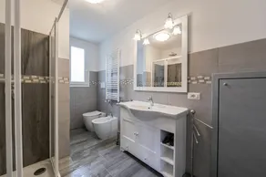 Villa Mimosa: villa med exklusiv användning, trädgård, grill, 3 sovrum och 3 badrum, för 8 - Image 5