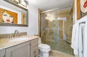 Luxury Dwntwn Condo In The Sky – 1 Mile To Beach – King Bed – W/D – 3 Balconies - Image 2