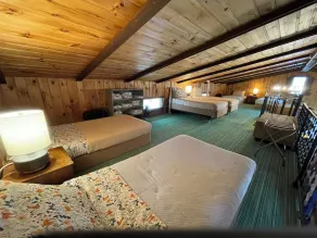 The Cuyuna \"Retro Retreat\" Family Lake Home - Image 5