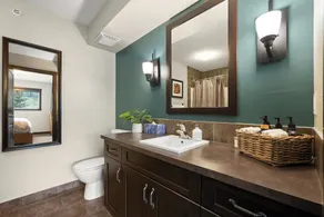 Beautiful South Facing 2bd/2bth Condo with Hot Tub and Gorgeous Mountain Views! - Image 4