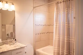 located in the downtown Lake Charles!!! 5 min drive to the civic center - Image 5