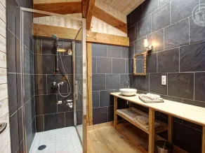 Écogîte confortable avec terrasse privative en pleine campagne - Image 2