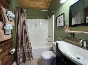 Cozy Log Cabin in Pristine Nature - Image 3