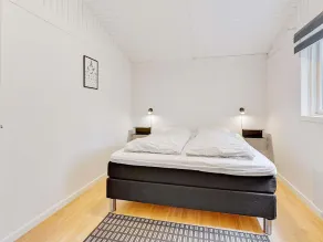 8 Person Holiday Home in Romo - Image 4