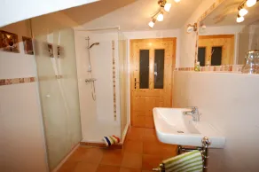 Komfortabelt indrettet feriehus i bjergene - Image 5