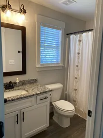 ⭐️Hot Tub⭐️ Luxury Getaway Near GSP Airport Downtown Greer Greenville Spartanburg  - Image 3
