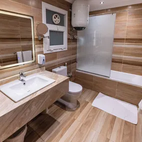 Ocean Apartments - Image 3
