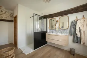 Gîte sleeps 10, with indoor swimming pool ideal for families - Image 2