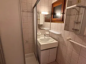 Cozy apartment in La Chapelle-d'Abondance with balcony and parking - Image 2