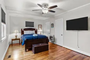 The Gray Whale Cottage home - Image 5
