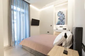 Renovated apartment in the center of Gythio - Image 5