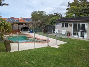 Secluded Pool House getaway- 500m to patrolled Shelly Beach - Image 5