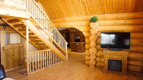 Three level  Log  Home on Private 40 Acre Estate. - Image 3