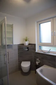 Modern new-build apartment with 35 sqm roof terrace + fireplace - Image 3
