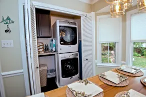 Détente North Raleigh Ranch w / bain à remous, porche filtré, foyer, lits King - Image 3