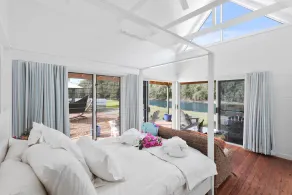The Banksias- Rural Retreat - Eco Tourist Facility - Image 4