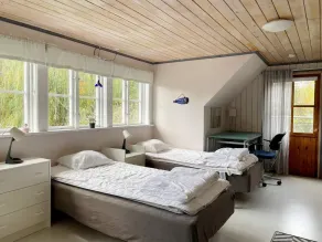 4 person holiday home in Hemse - Image 3
