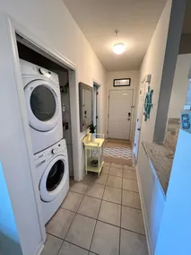 Two bedroom, dog friendly condo with pool, between Lewes and Rehoboth Beach - Image 2