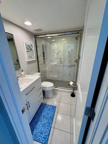 Watch dolphins & pelicans from this 2 bedroom/2 bath waterfront condo. - Image 4