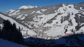 Top plats - bredvid skidliftar och nedfarter, center, Saalbach. panorama @ Yahoo. de - Image 2