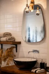 The Arial cottage, spectacular view and Spa - Image 3