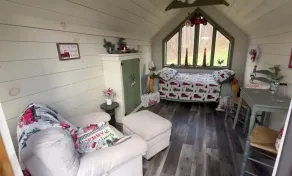 Glamping in the Tiny House with a Huge View - Image 4