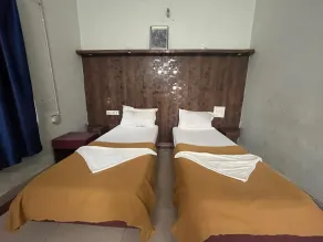 Hotel Harsha International - Image 2