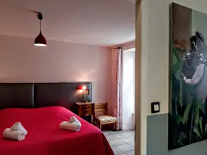Nice house in Lot-et-Garonne with a terrace, swimming pool, and optional SPA. - Image 3