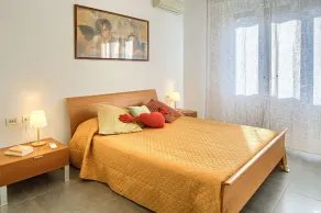 Serena: apartment for 5 people, just 200 m from beach - Image 3