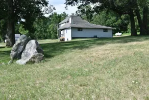 Peace and quiet in the country - Image 4