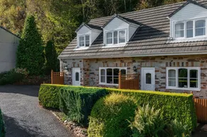 Conveniently located to explore all that Cornwall and Devon have to offer - Image 5