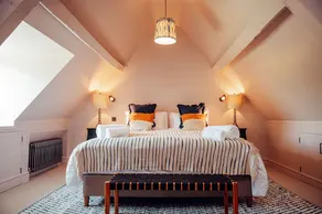 ALMER MANOR LUXURY DORSET COUNTRY ESTATE. SLEEPS UP TO 22,HOT TUB, TENNIS COURTS - Image 5