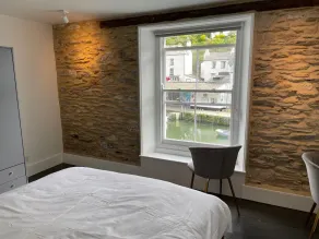 Stunning Views of Polperro Harbour from this Waterfront Cottage. Free Parking. - Image 3