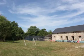 La Touche et son Pressoir, 13 rooms, 11 bathrooms, and an indoor pool (April through October) - Image 2