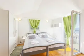 Family-friendly apartments with swimming pool Gornji Tucepi, Makarska - 17686 - Image 4