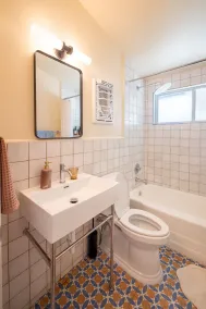 Palma Plaza Unit C - Image 3