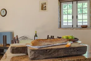 Le Mouton qui Rit, renovated historical farmhouse with pool and stunning view - Image 4