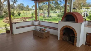 A perfect base for your southern downs getaway - Image 4