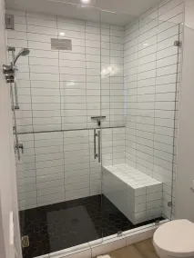 Salt water heated pool,  Okanagan lake view 2-3 bd 2-3  bath , 4-6 people. - Image 4