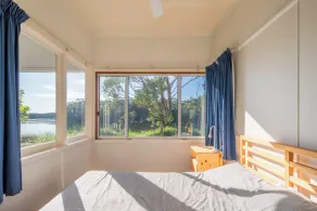 Lakefront Beach House - Image 5