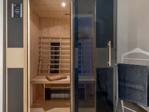 Newly built, exclusive vacation rental with a sauna in a quiet location - Image 3