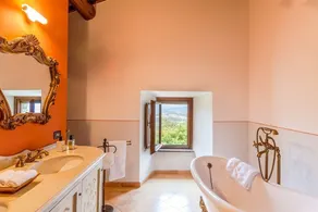 Bisenzio Tower - Eight Bedroom Villa, Sleeps 16 - Image 4