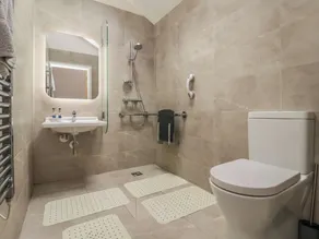 SHEPHERD'S CROOK, pet friendly, luxury holiday cottage in Spofforth - Image 2